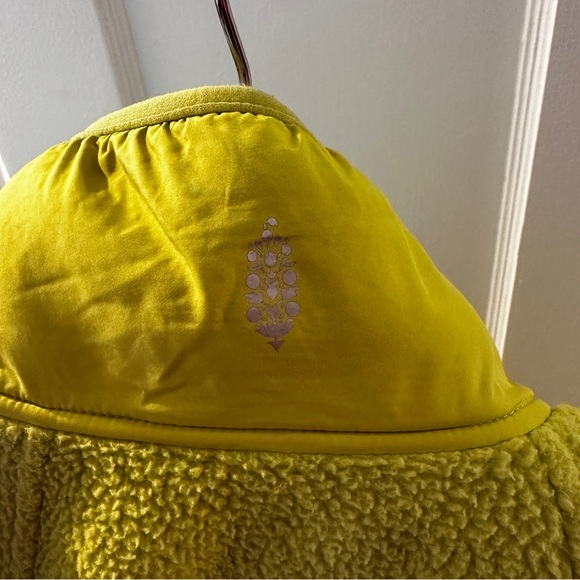 Free people hit the slopes jacket XS chartreuse green - Picture 3 of 4